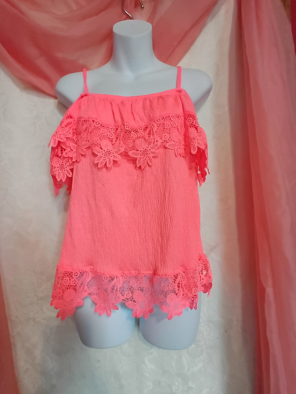 No Boundaries Pink Lace-Trim Spaghetti Strap Camisole